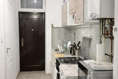 Garsonieră decomandată în Complex Studențesc