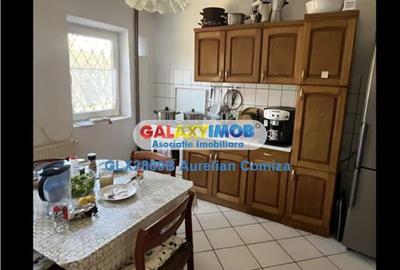 Casă cu 10 camere cu Garaj în 1 Mai - 9