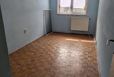 Apartament cu 3 camere semidecomandat în Viziru 1 - 5