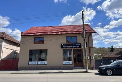 Apartament cu 3 camere decomandat în Central - 2