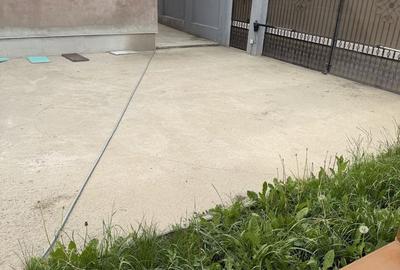 Casă cu 4 camere în Mărăcineni - 2