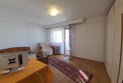 DACIA-Farmacris Apartament cu 2 camere 2 balcoane