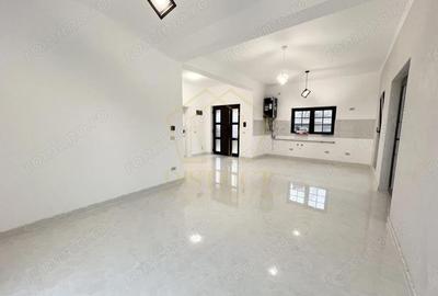 Casă cu 5 camere cu Teren 250 Mp în Giroc