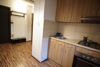 Garsonieră decomandată, mobilată în Vitan Mall - 13