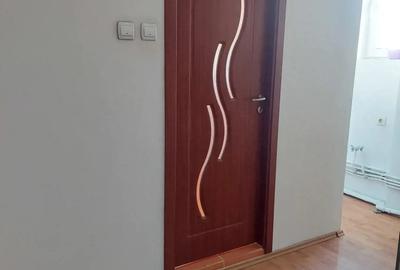 Spațiu comercial, de 70 mp, în Central - 3