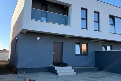 Casă cu 4 camere în Săcălaz - 9