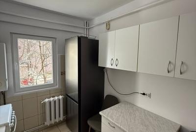 Apartament cu 2 camere decomandat în Semicentral