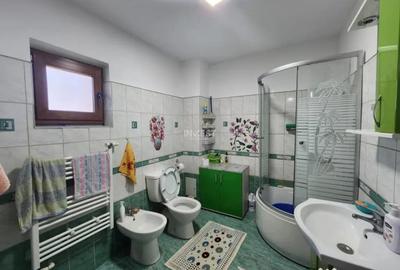 Casă cu 5 camere cu Canalizare în Tomești - 9