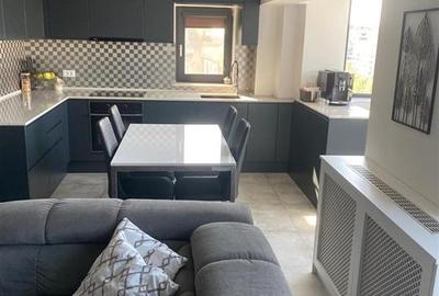 Apartament cu 4 camere decomandat, mobilat în Unirii