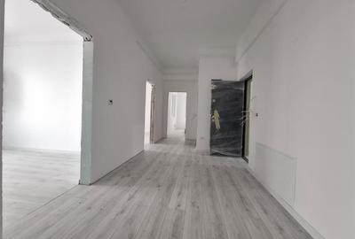 Penthouse cu 3 camere decomandat în Galata - 11