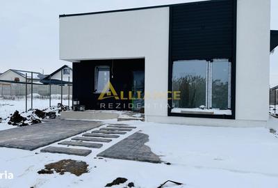 Casă cu 3 camere în Berceni - 1