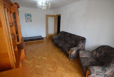 Apartament 3 camere etaj intermediar ,zona  Judetean - 3