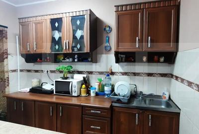 Casă cu 3 camere în Titulescu - 9