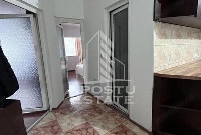Apartament cu 3 camere decomandat în Soarelui - 9