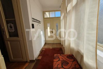 Casa de inchiriat zona Centrala 6 camere se inchiriaza si la muncitori - 12