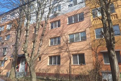 Apartament cu 3 camere semidecomandat în Tomis III - 4