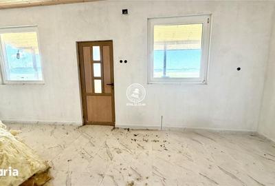 Casă cu 2 camere cu Teren 500 Mp în Țigănași - 4