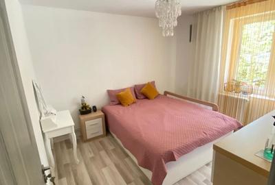 Apartament cu 3 camere decomandat în Aleea Trandafirilor - 3