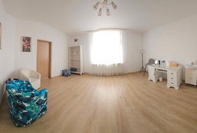 Îmchiriez cameră în salon de înfrumusețare! - 5
