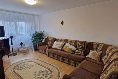 Apartament cu 2 camere decomandat în Poarta 6 - 14