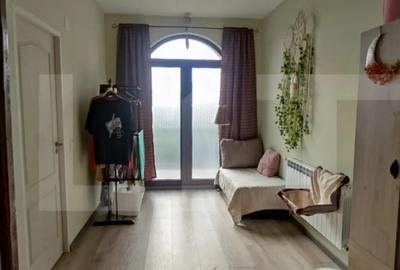 Casă cu 4 camere în 1 Decembrie - 9