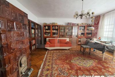 Casă cu 6 camere cu Teren 2387 Mp în Central - 6