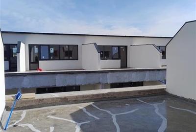 RECO Case insiruite  cu 4 camere in Sanmartin - 11