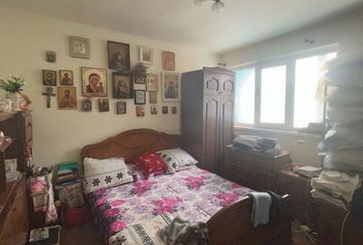 Apartament cu 2 camere decomandat în Sud