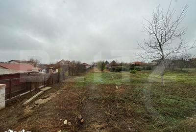 Casă cu 4 camere cu Teren 960 Mp în Lazuri - 1