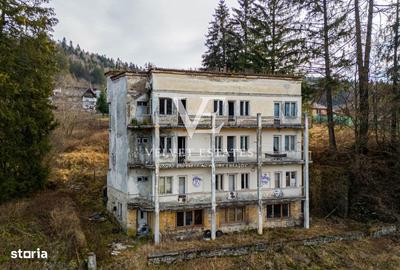 Spațiu comercial, de 814 mp, în Piața - 2