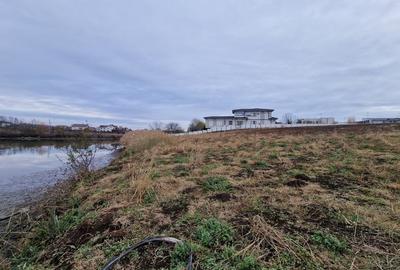 De Vanzare! Teren intravilan cu deschidere la lac - 5