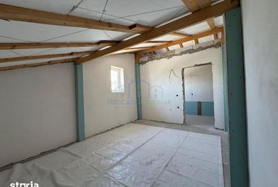Casă cu 6 camere cu Teren 1062 Mp în Ghercești - 3