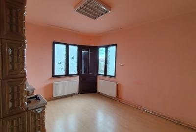 Casă în zona Rudului – Locuință + spații comerciale + teren - Ploiești - 13