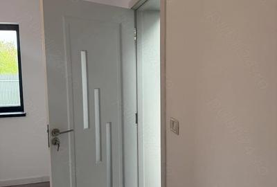 Casă cu 3 camere cu Teren 400 Mp în Șerbănești - 4
