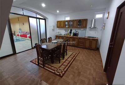 Casă cu 5 camere cu Teren 140 Mp în Moldova Nouă - 14