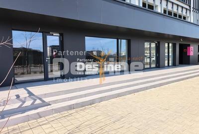 Spațiu comercial, de 217 mp, în Baza 3 - 4