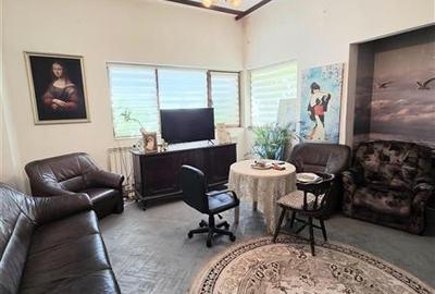 Inchiriere Apartament in Vila, 73 mp si curte de 266 mp - 2