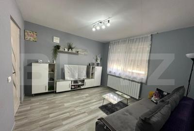 Apartament de vanzare cu 2 camere, etaj intermediar - Cugir - 1