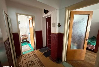 Apartament cu 3 camere în Central