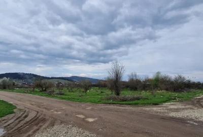 Teren de 533 mp, în Sânpetru