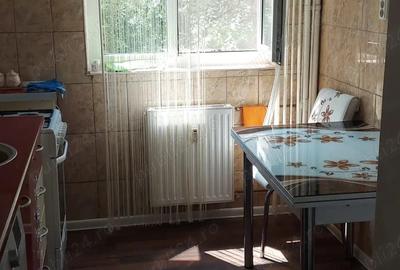 Apartament cu 2 camere decomandat în Vest - 1