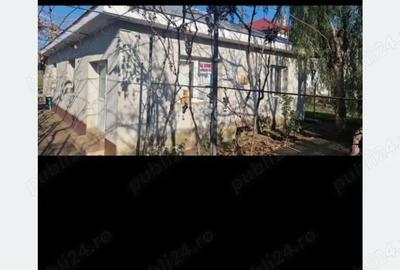 Casă cu 4 camere în Ciochina - 5