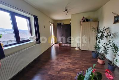 Duplex cu 5 camere cu Canalizare în Sud - 29