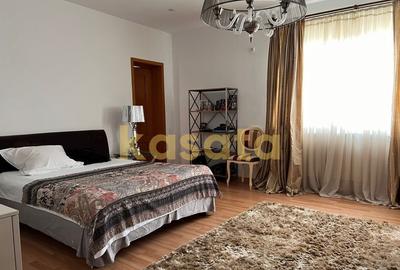 Casă cu 11 camere cu Teren 500 Mp în Voluntari