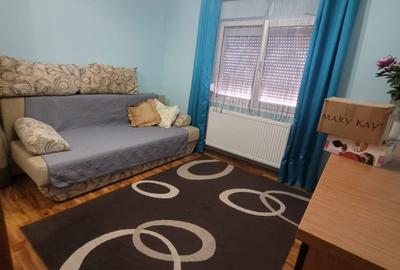 Inel II - Dezrobirii - 3 camere decomandate - 2 bai - centrala gaze- 500 euro - 3