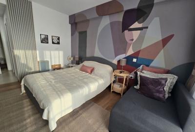 Apartament cu 4 camere decomandat în Central - 1