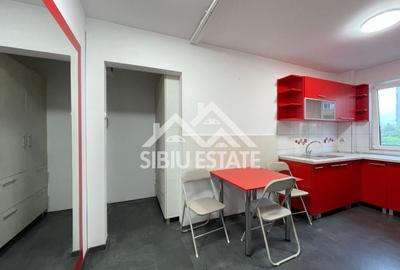 Apartament cu 3 camere semidecomandat, mobilat în Hipodrom 3 - 5