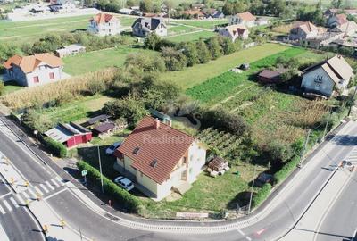 Casă individuală cu 6 camere cu Canalizare în Sud - 2