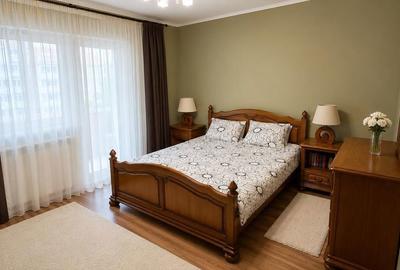 Apartament cu 3 camere în Central - 11