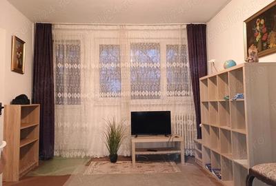 Apartament cu 2 camere semidecomandat în 1 Mai - 6